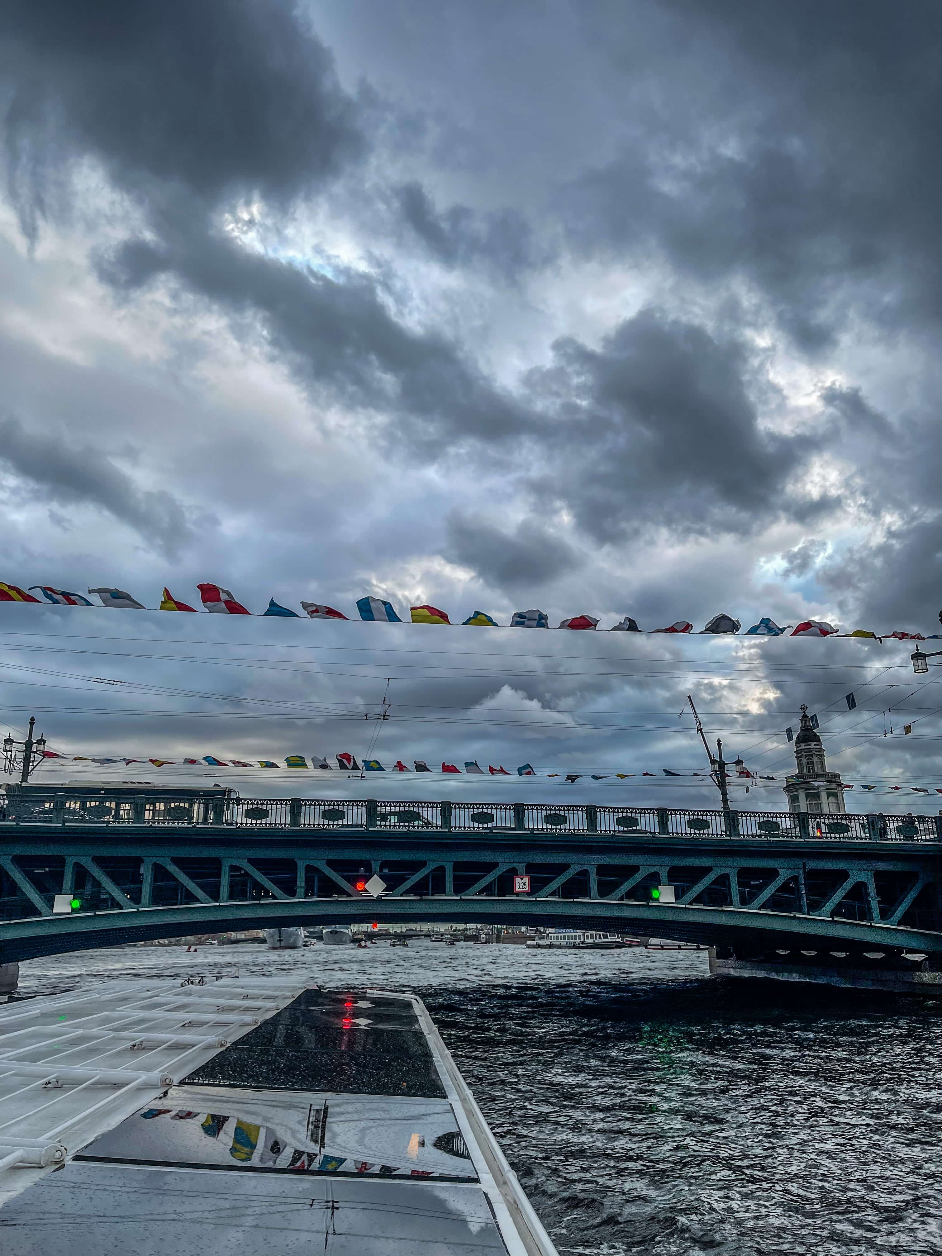 Ночные водные экскурсии